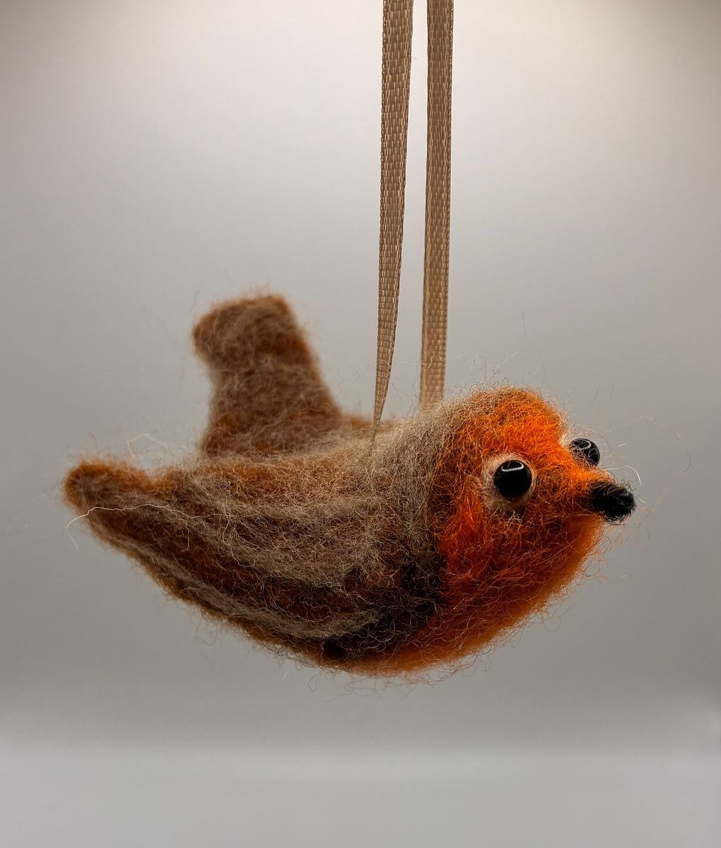 Needle felt hanging robin