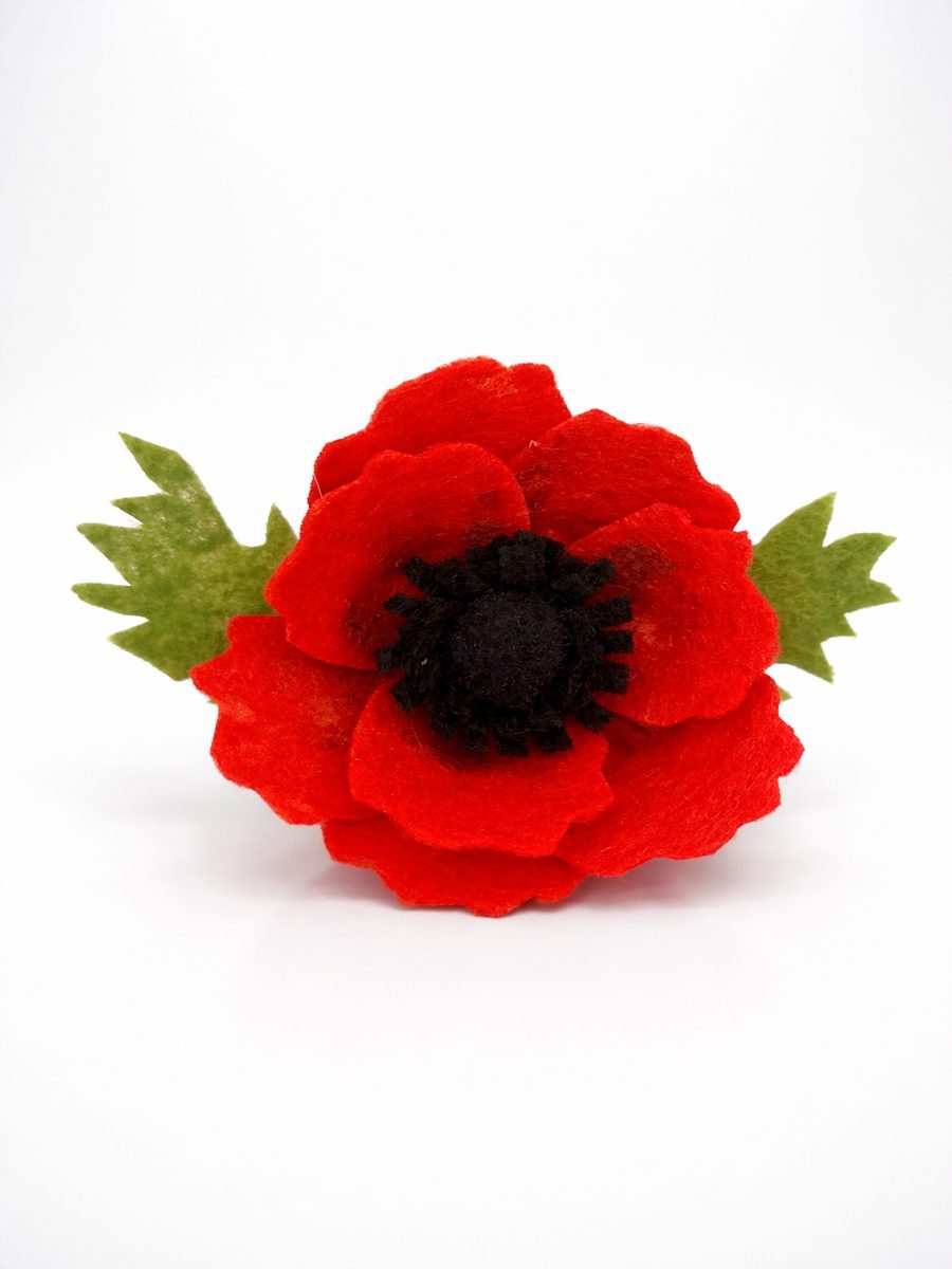 Felt poppy pin brooch